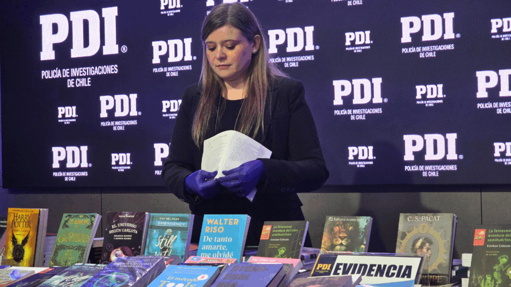 incautación más de 150 mil libros pdi